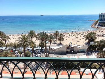 Piso en Playa Postiguet - Foto 1
