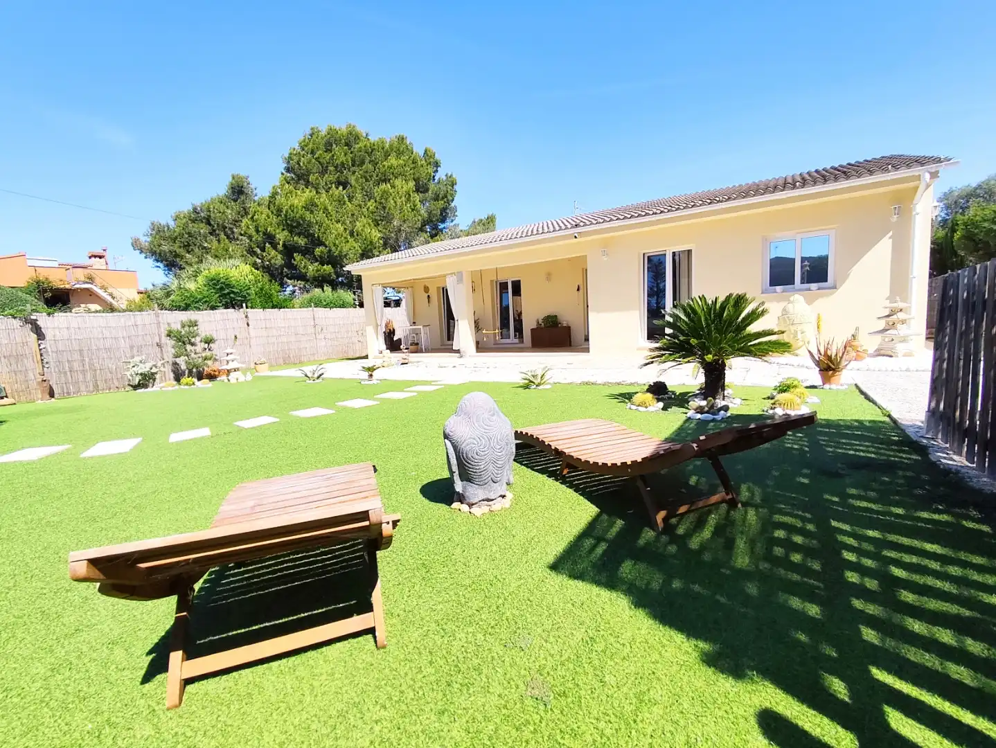 Chalet en  Carrer de Centaure 20 - Foto 2