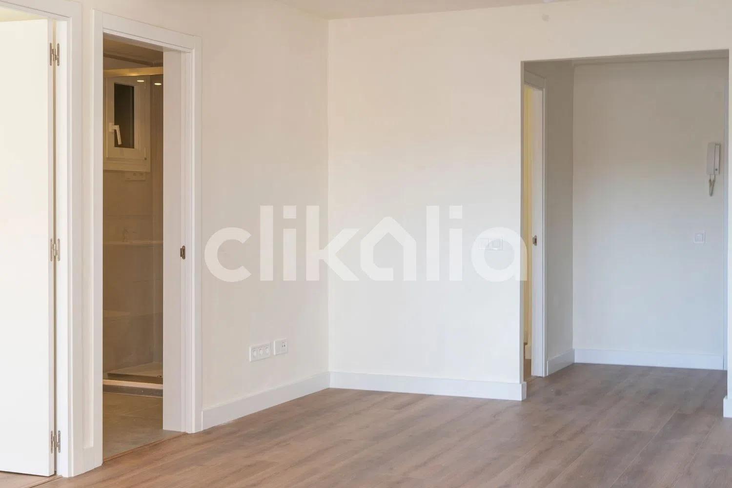 Piso en calle Ramón y Cajal - Foto 6