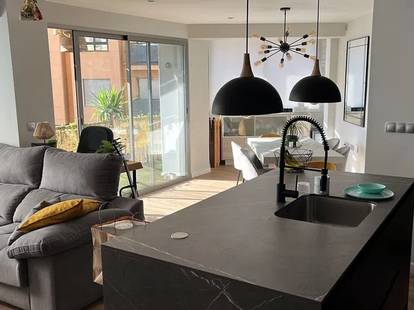 Piso en avenida Alcoi, 4