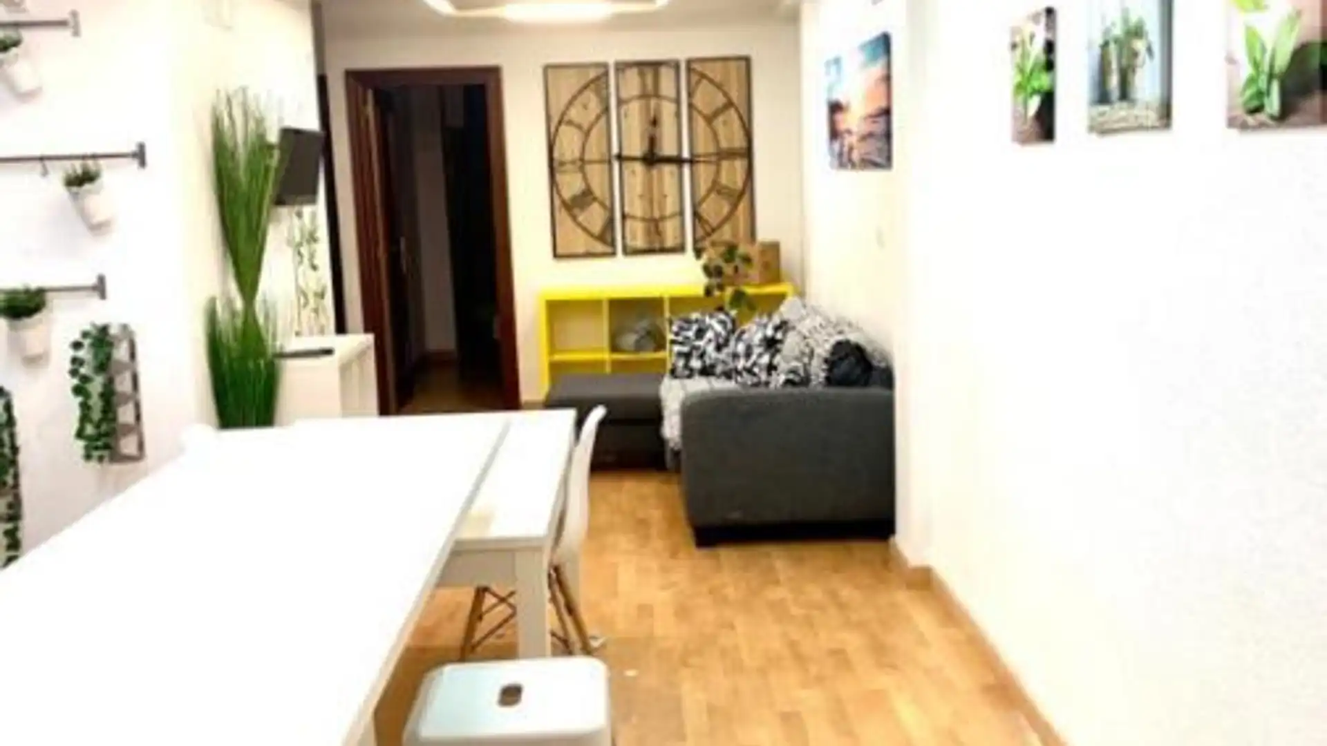 Piso en  Calle Reyes Católicos 18 - Foto 1