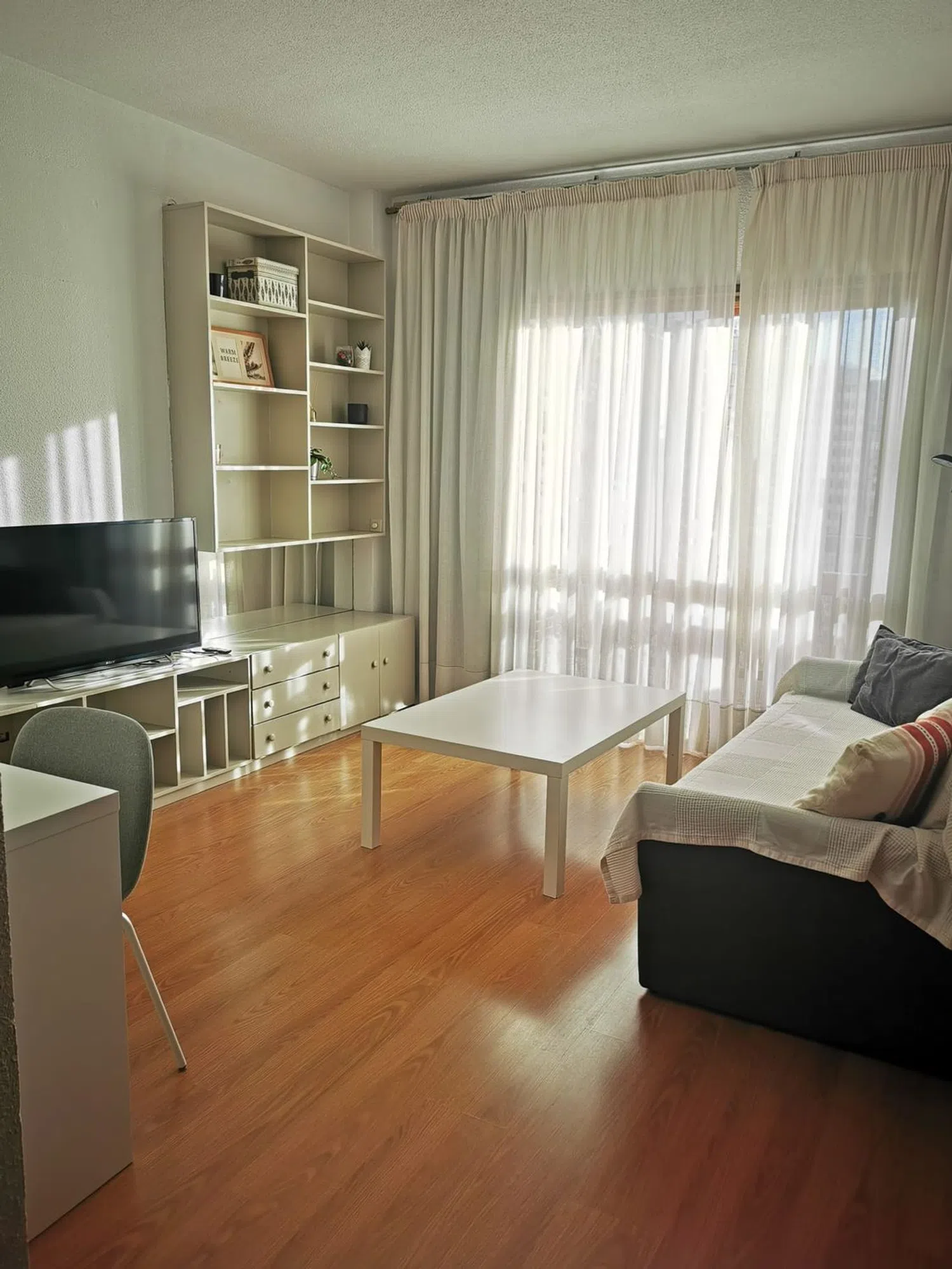 Piso en calle de la Infanta Mercedes, 92 - Foto 1