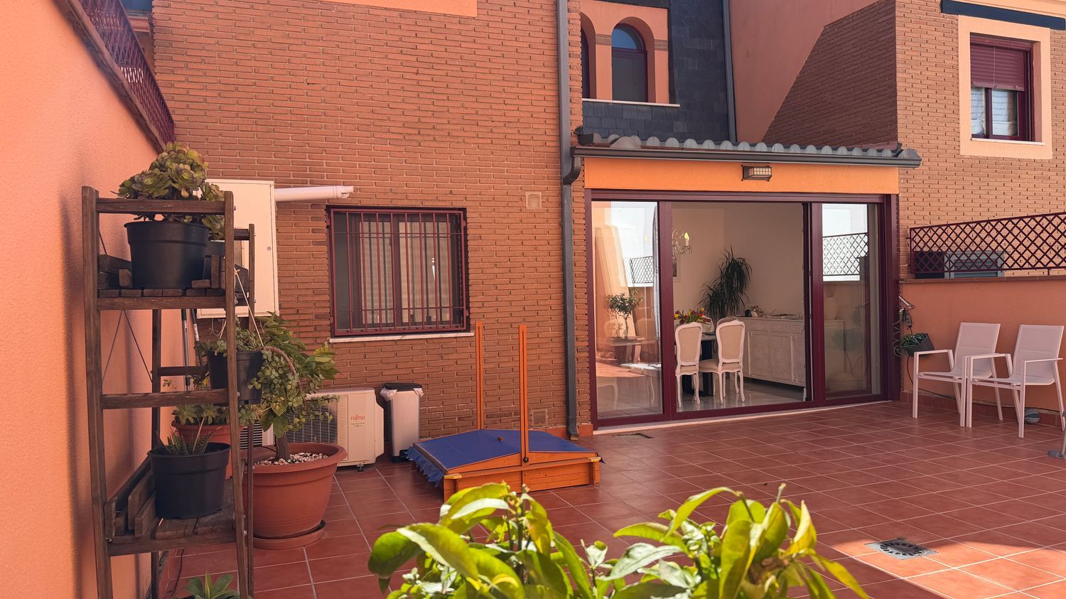 Chalet adosado en Bola de Oro - Foto 4