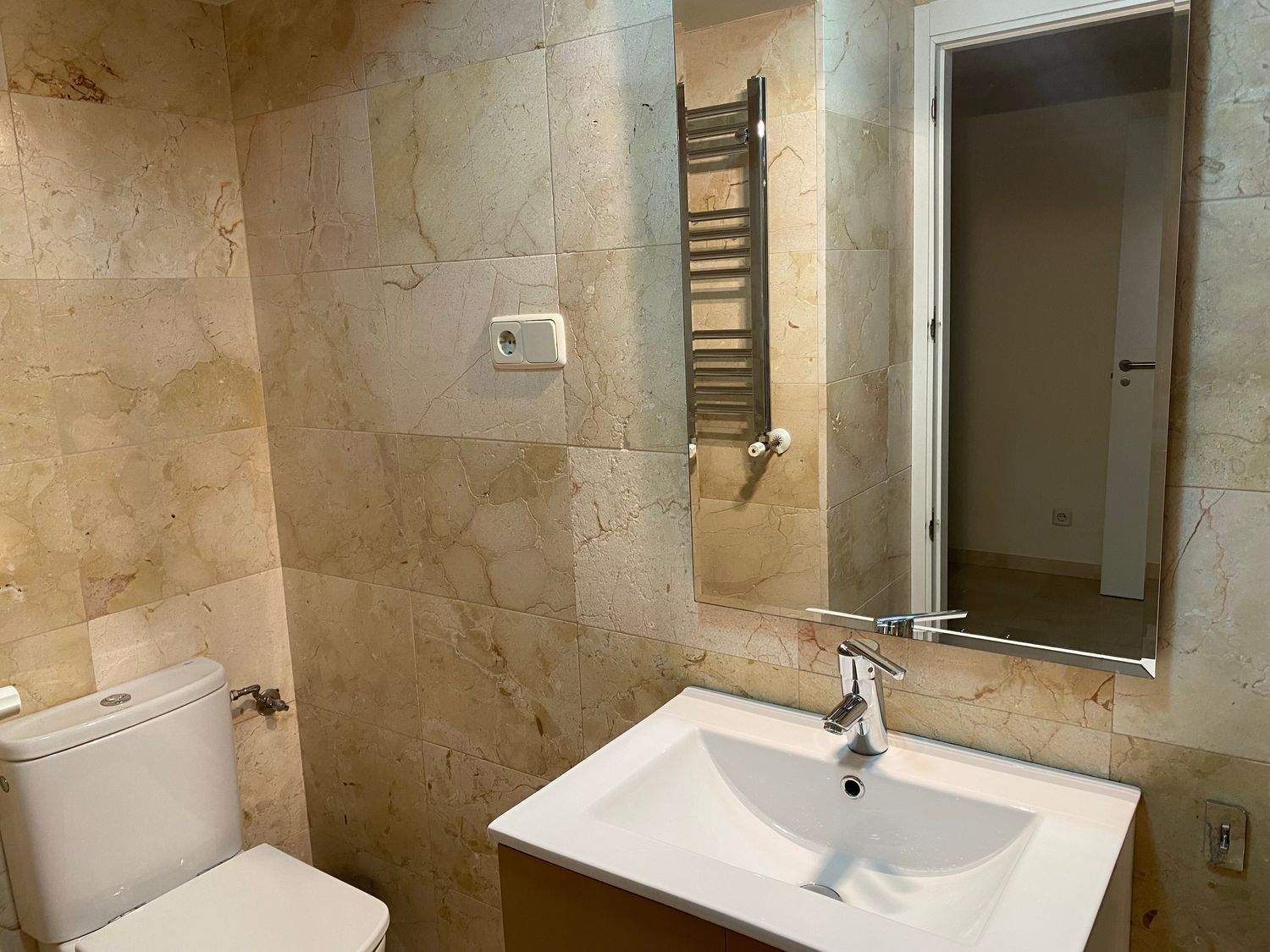 Chalet adosado en Barrio Monte Rozas - Foto 17