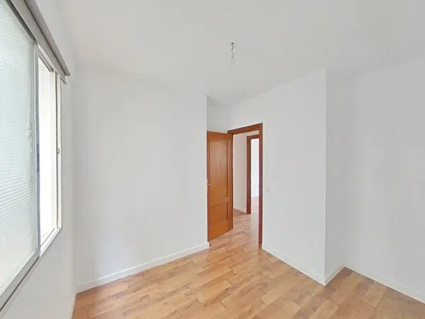 Piso en Reyes Católicos - Foto 12