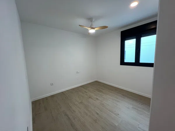 Piso en avenida de los Guindos, 20 - Foto 8