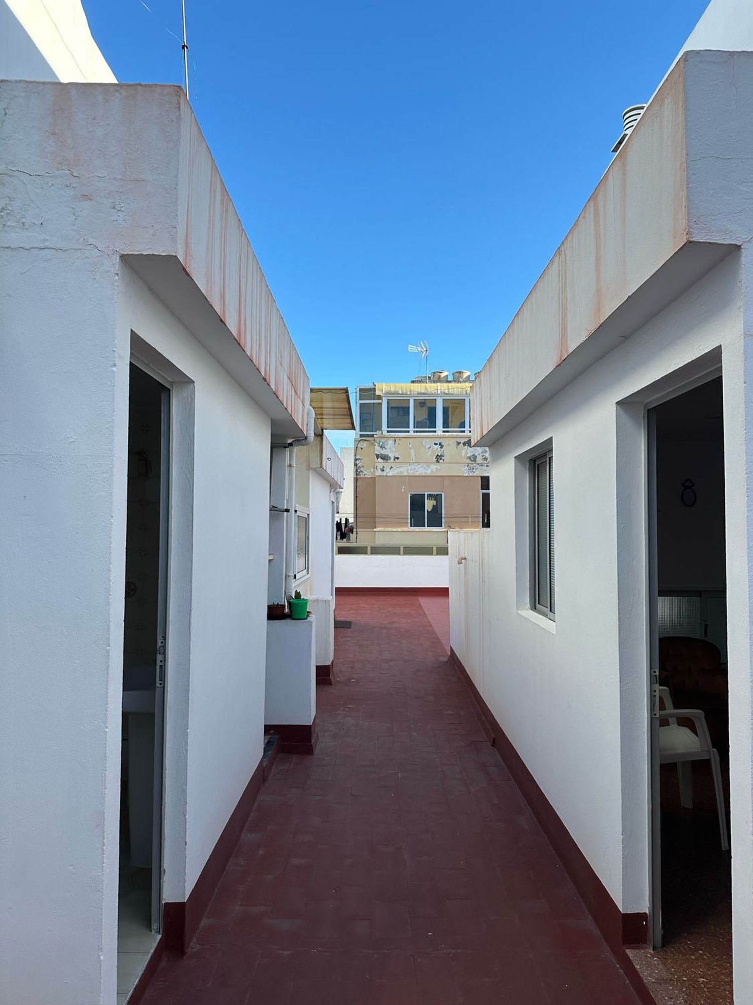 Casa independiente en Barrio Schamann - Rehoyas - Foto 30