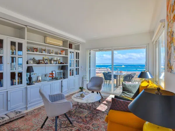 Piso en calle de Carme Guardia, 4 - Foto 1