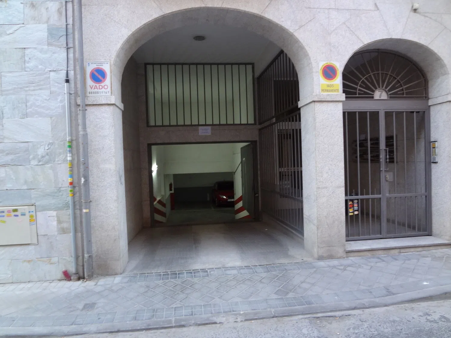 Piso en calle José María de Castro, 7 - Foto 1