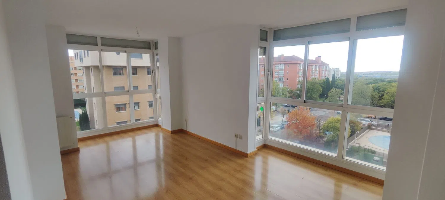 Piso en Barrio Pau de Carabanchel - Foto 2