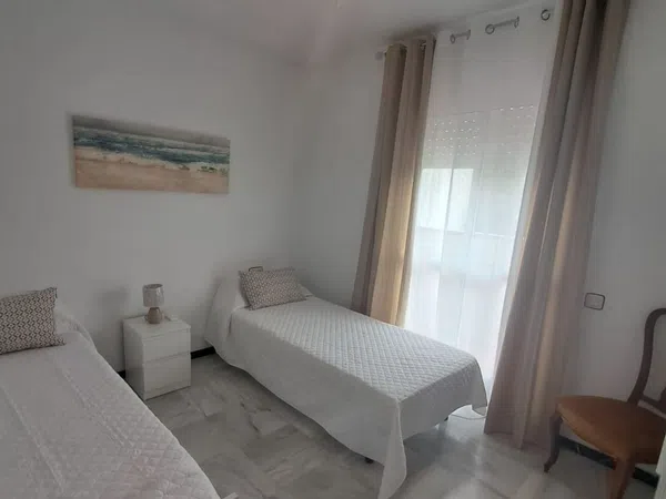 Chalet adosado en Avenida de la Fuente Alta, 12 - Foto 6