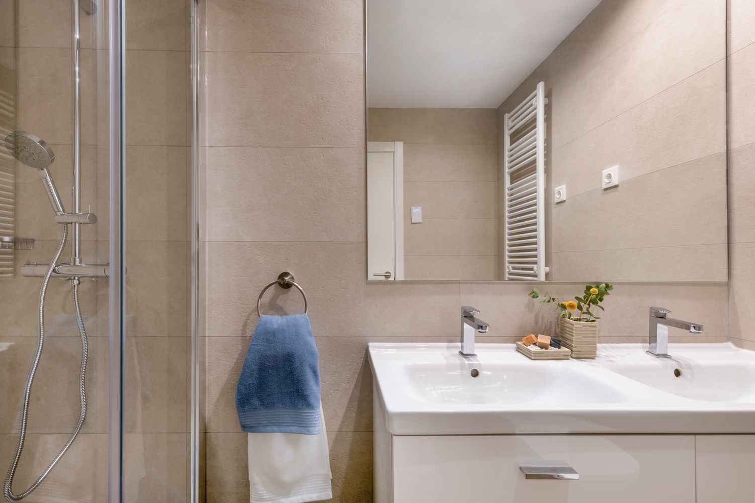 Piso en calle Casimiro Mahou Bierhans, 21 - Foto 4