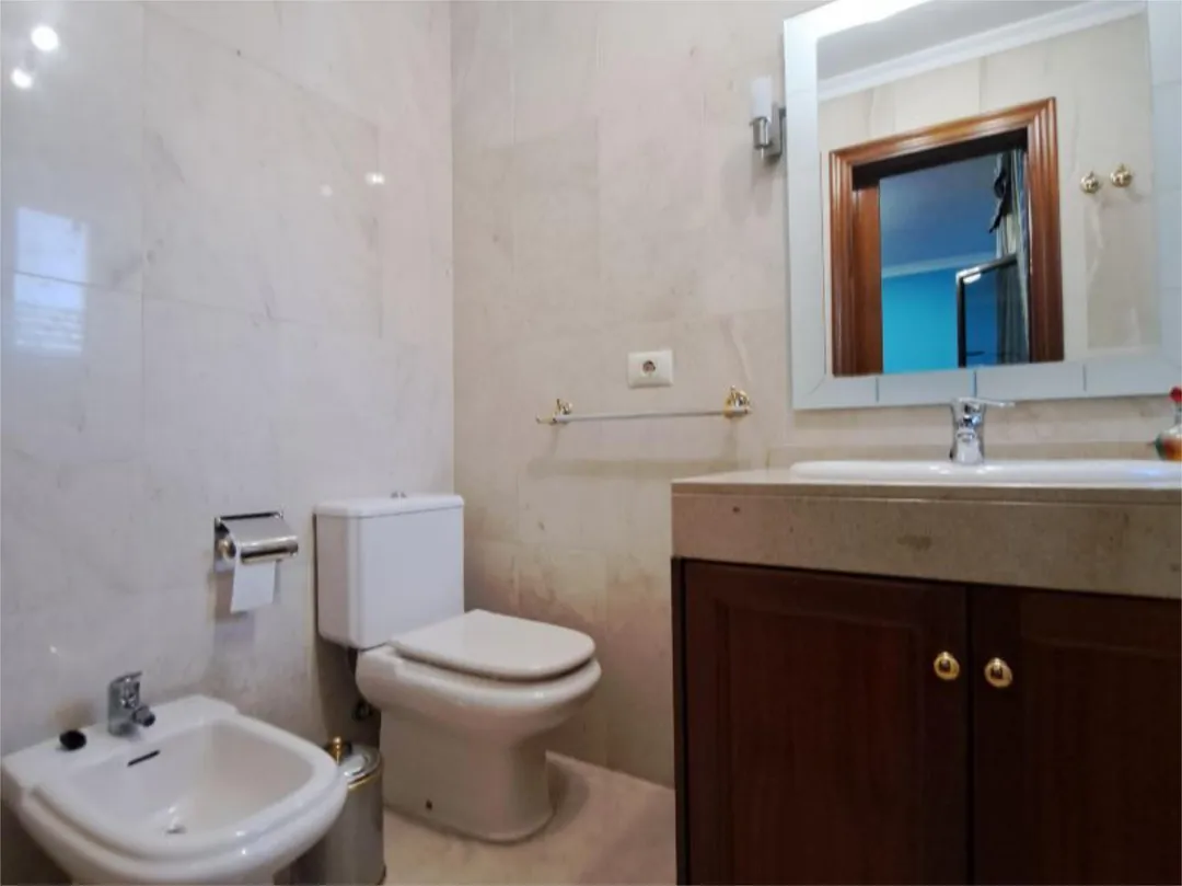 Piso en  Calle Pino Ojeda Pintora-Poeta 4 - Foto 9