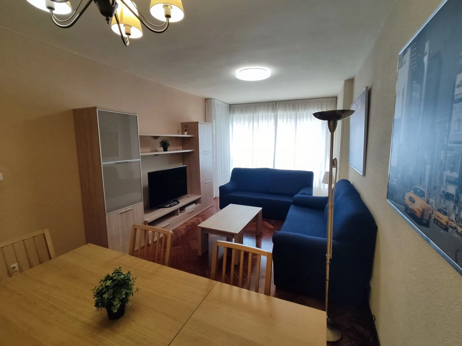 Piso en avenida de Pío XII, 13 - Foto 1