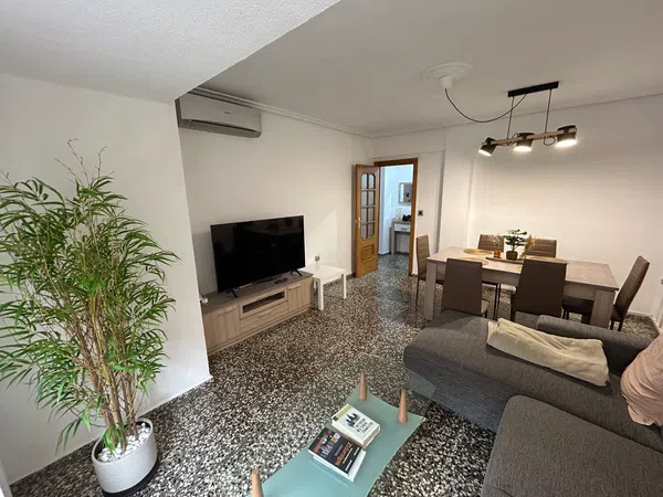 Piso en calle de Juan de Garay, 18 - Foto 1