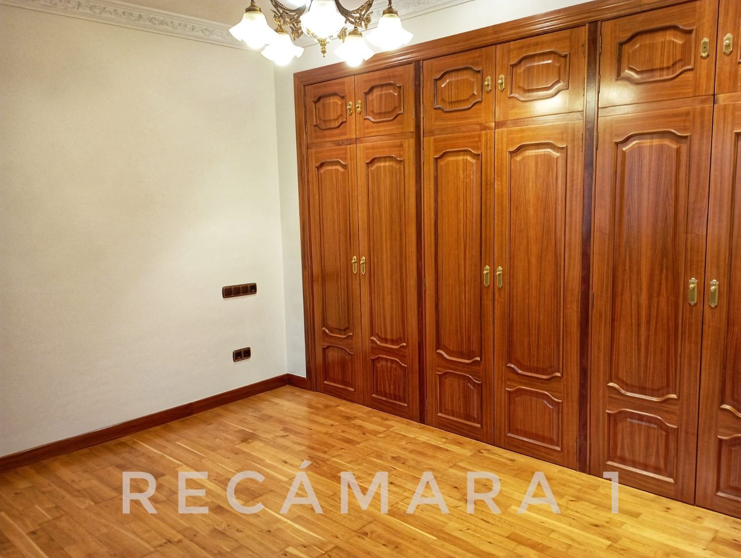 Ático en calle Suárez de la Riva, 2 - Foto 3