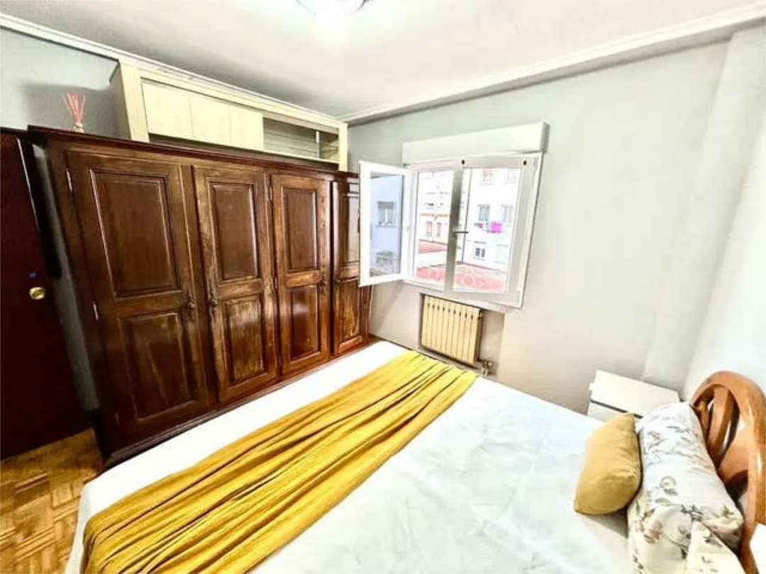 Piso en Ciudad Naranco - Foto 2