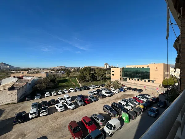 Piso en calle Castellet, 6 - Foto 3