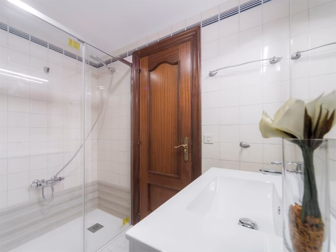 Piso en  Calle de Irunlarrea 50 - Foto 10