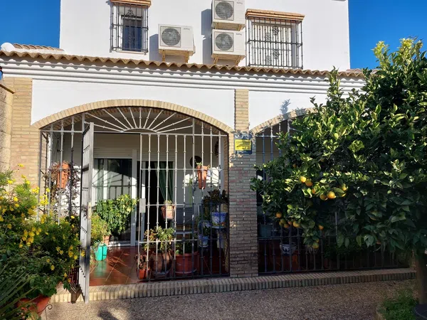 Casa o chalet independiente en Calle El Algarbe, 15 - Foto 1