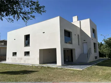 Chalet en  Avenida Villamayor 124 - Foto 12