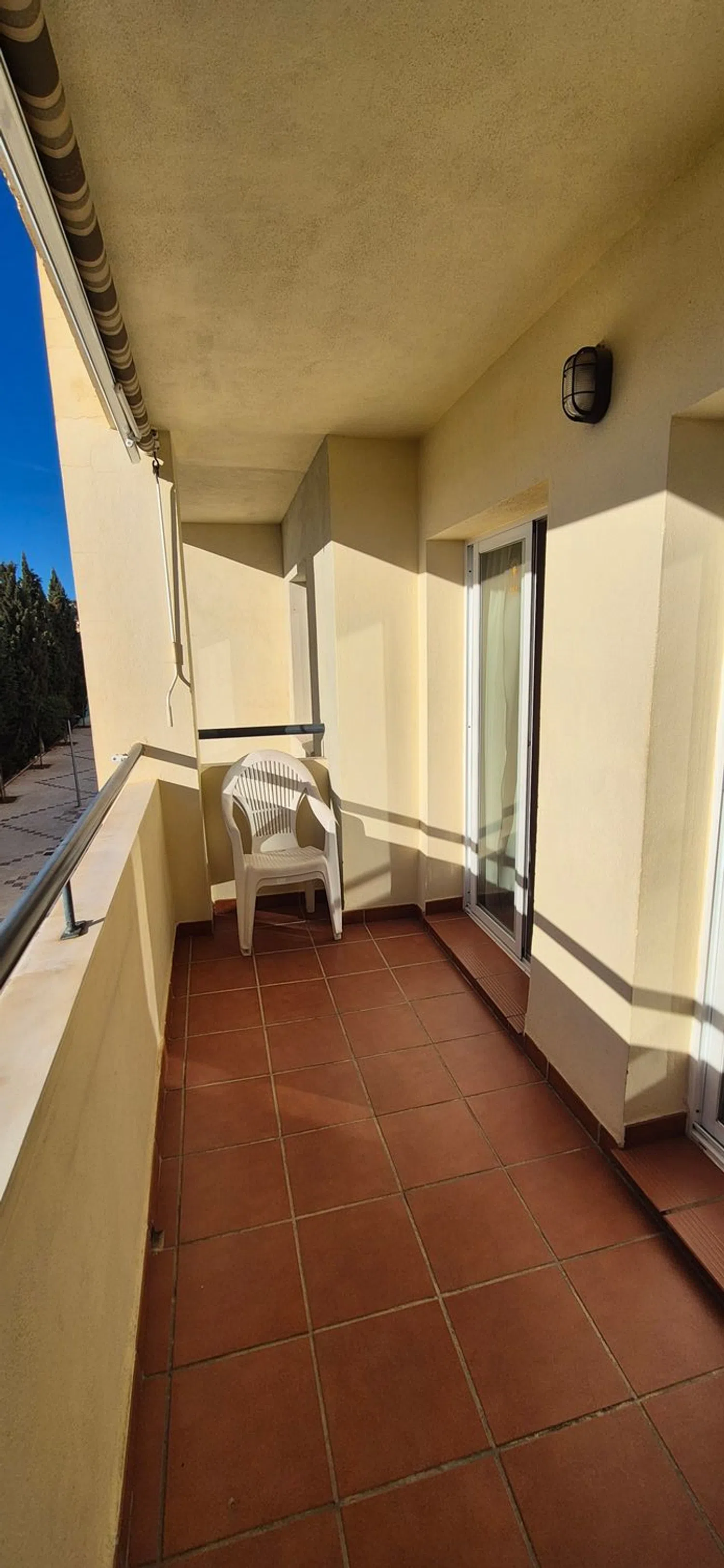 Piso en calle Doctor Miguel Díaz Recio, 28 - Foto 2