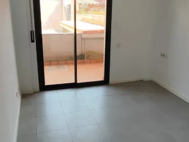 Piso en  Carrer de Granada - Foto 3