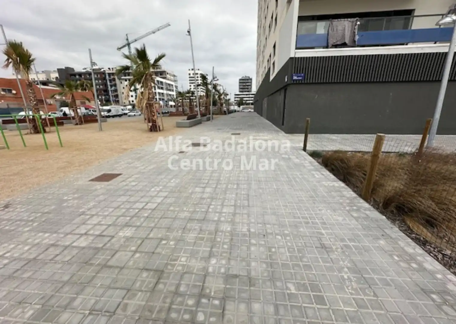 Local comercial en Badalona - Foto 14