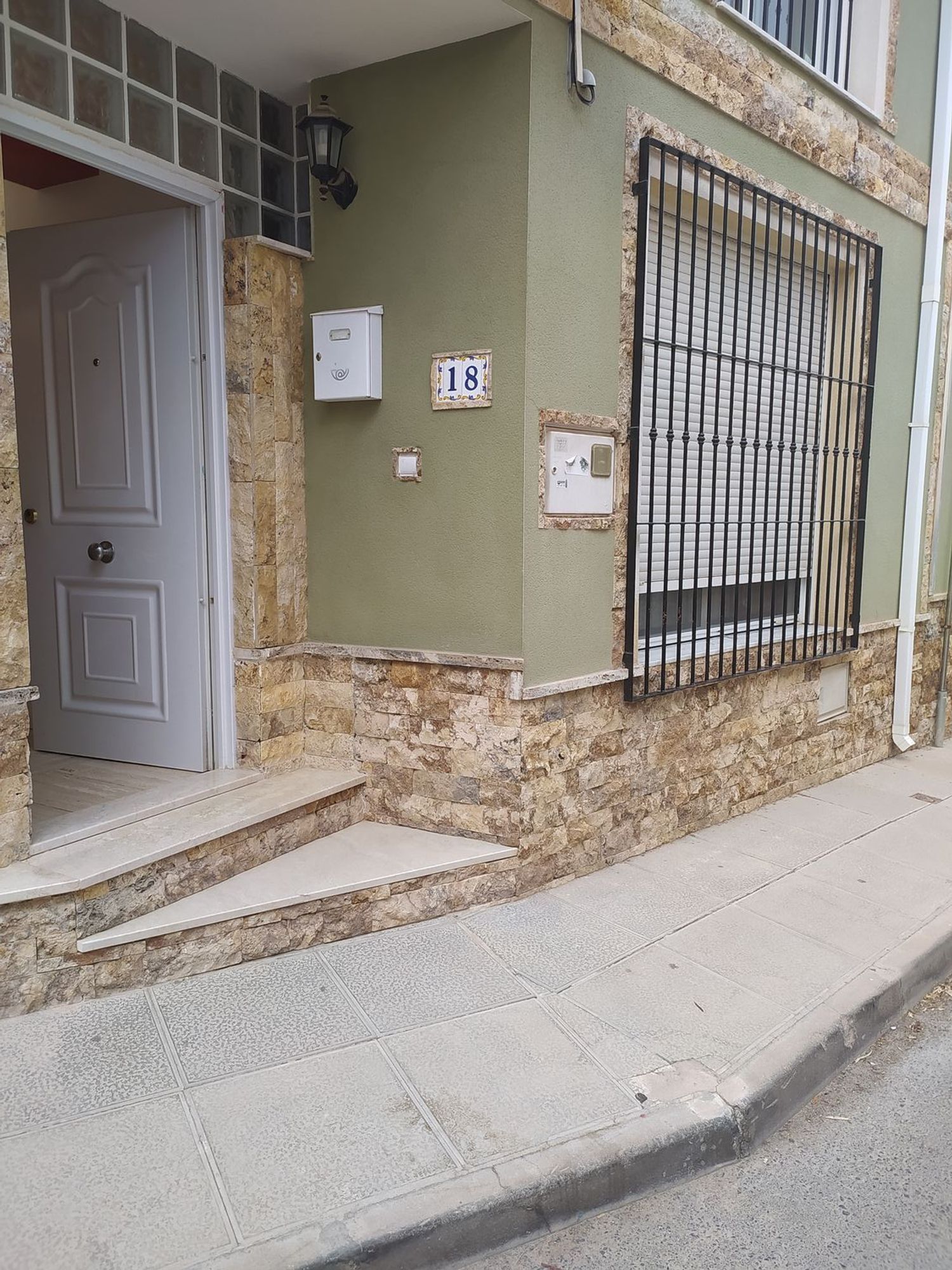 Chalet adosado en Calle Gabriel Gomez Martinez Tio Pillo, 18 - Foto 3