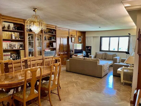 Piso en calle del Cerro del Castañar, 104