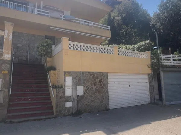 Chalet pareado en Calle de Dalmau, 37, La Floresta, La Floresta - Foto 1