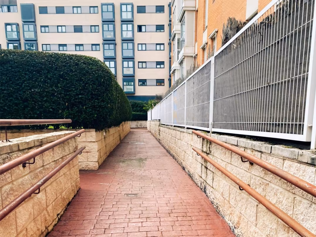 Piso en  Calle de Isabel Clara Eugenia 8 - Foto 38