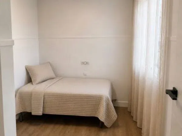 Chalet adosado en Avenida las Amapolas, 18, Picadueñas - Foto 4