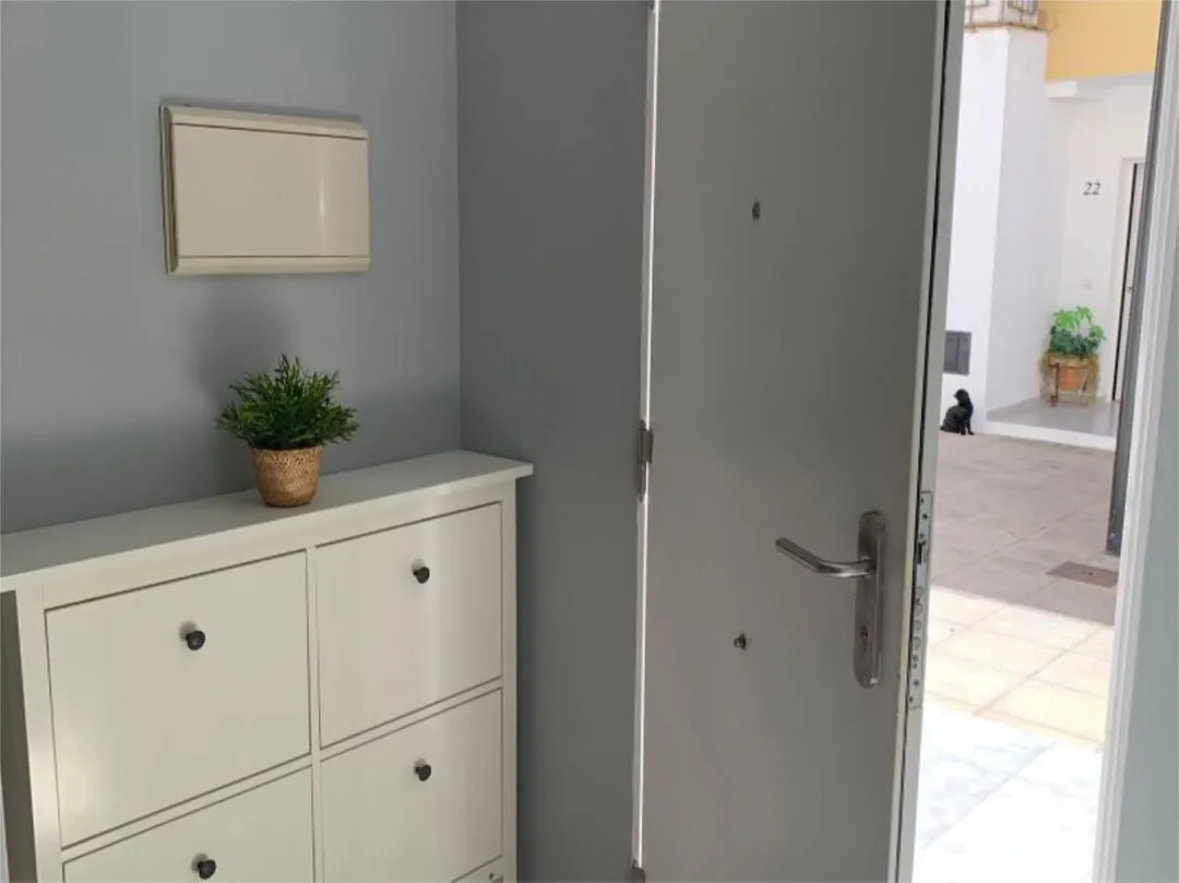 Casa adosada en  Calle de la Hijuela 19 - Foto 2