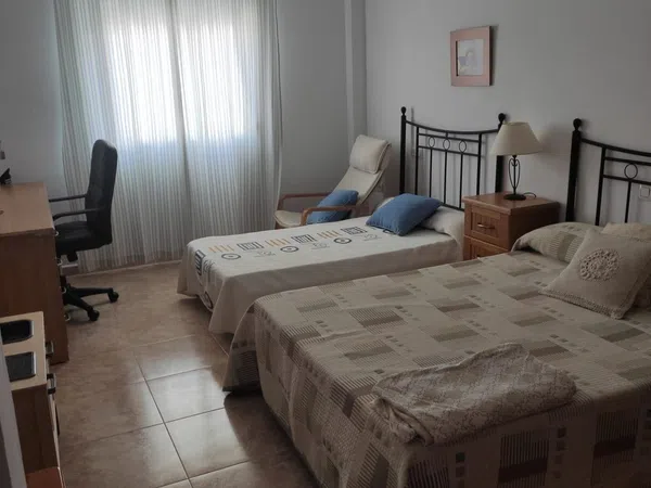 Chalet adosado en Baena - Foto 16
