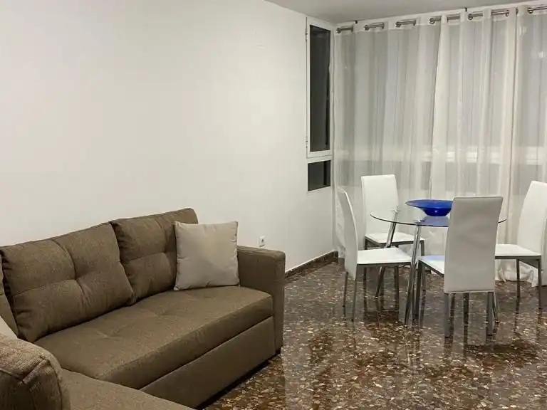Piso en  Carrer de Buenos Aires 19 - Foto 5