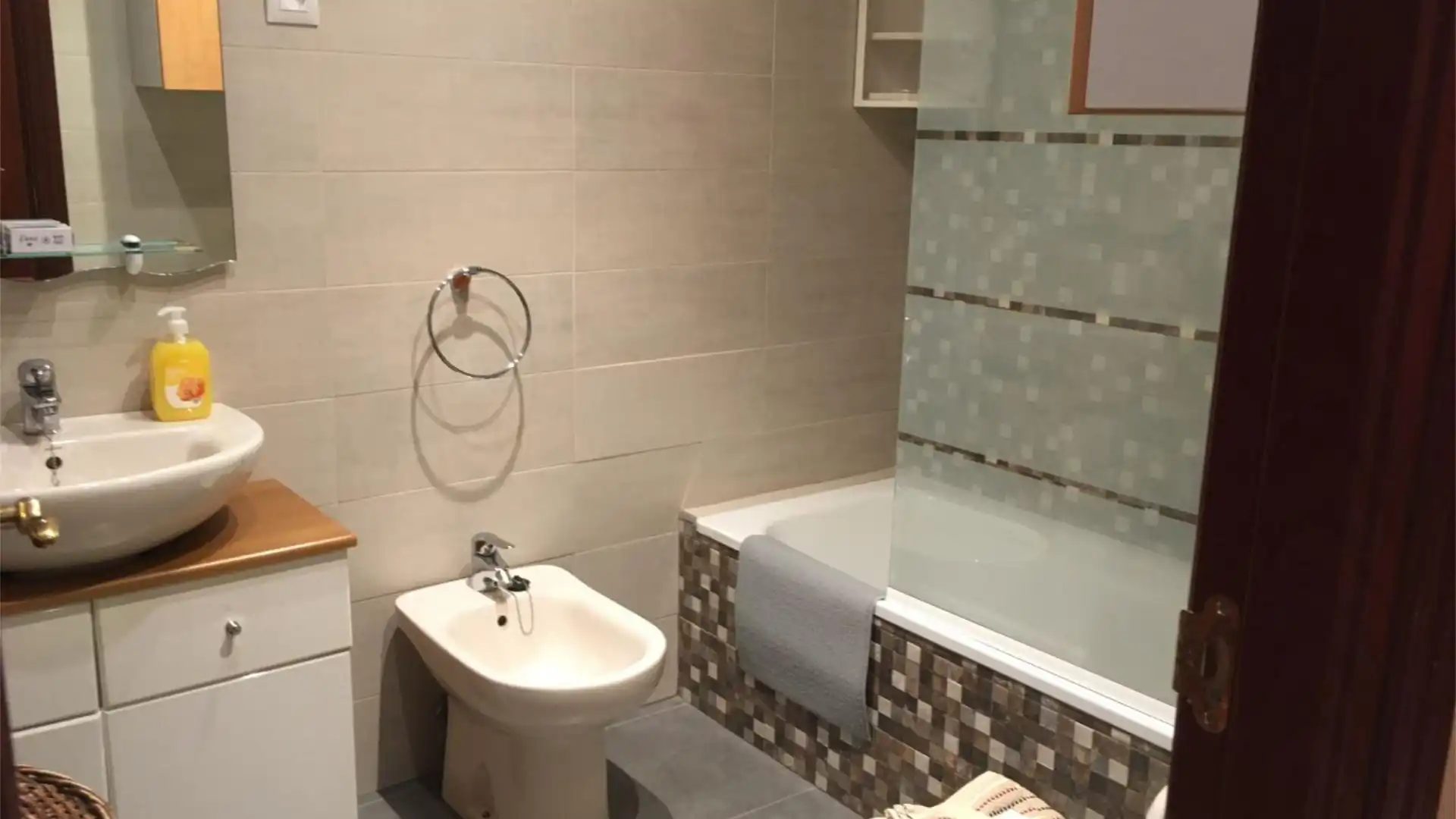 Piso en  Avenida del Editor Ángel Caffarena 21 - Foto 21