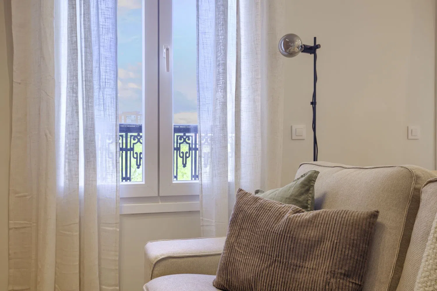 Piso en calle de Linneo - Foto 15