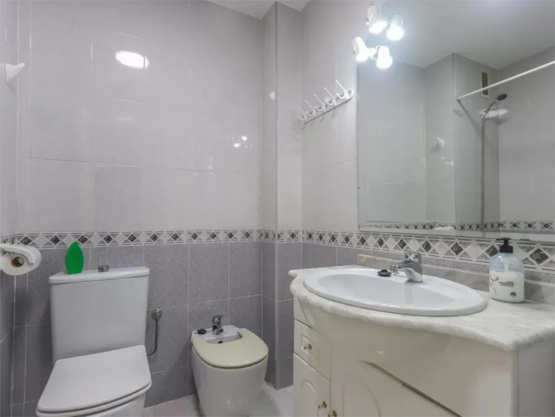 Piso en  Calle Alfonso XII 11 - Foto 13