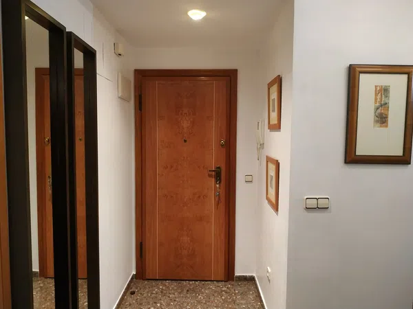 Piso en avenida Enric Valor, 3