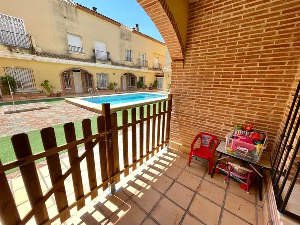 Chalet adosado en Calle Gerona, 7 - Foto 4