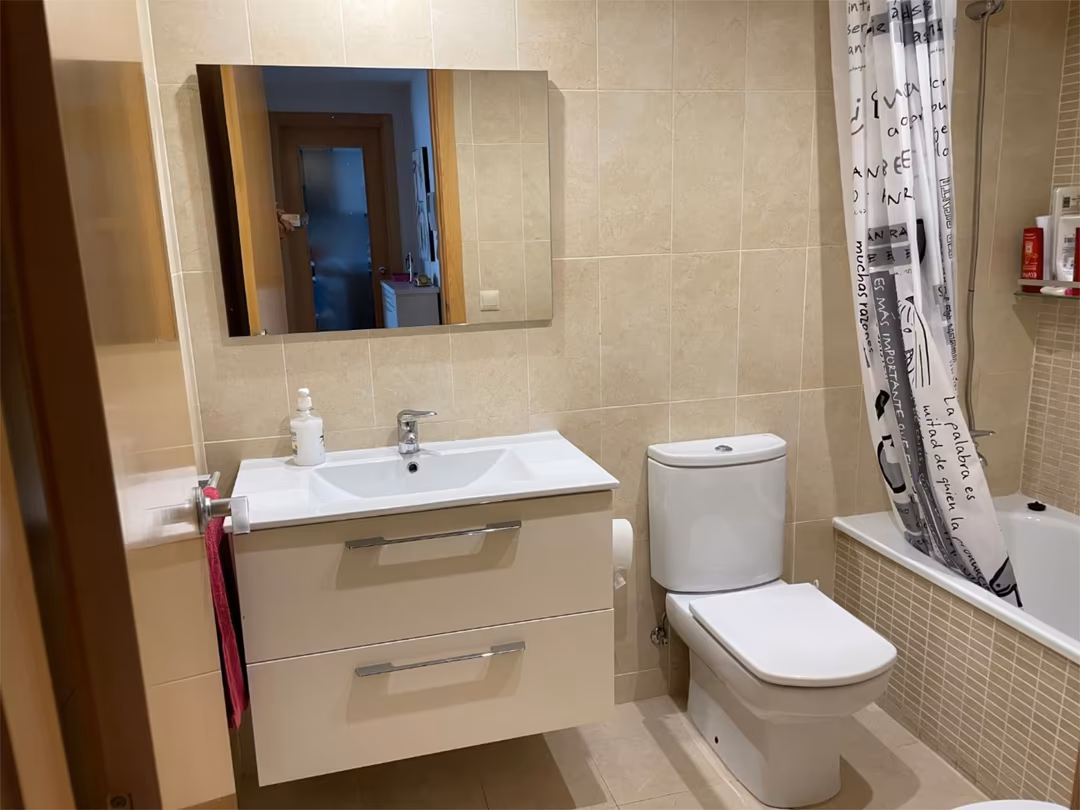 Piso en  Avinguda de la Malva-Rosa 113 - Foto 3