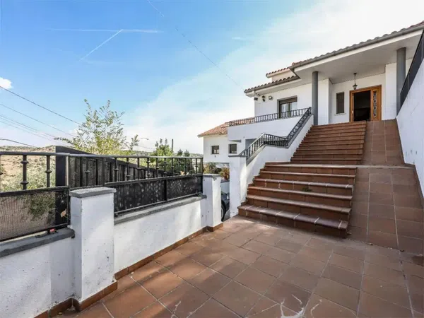 Casa o chalet independiente en Calle Almendro, 25 - Foto 1