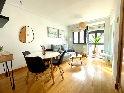 Piso en calle Beire, 28