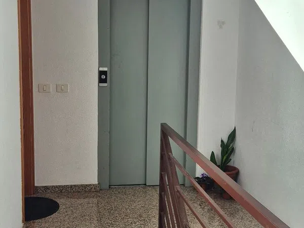 Piso en Calle Doña Perfecta, 205 - Foto 6