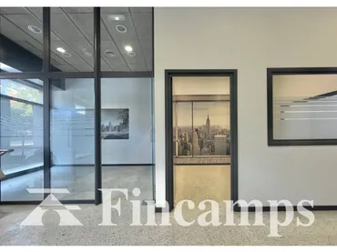 Local comercial en  Avenida Francesc Macià - Foto 3