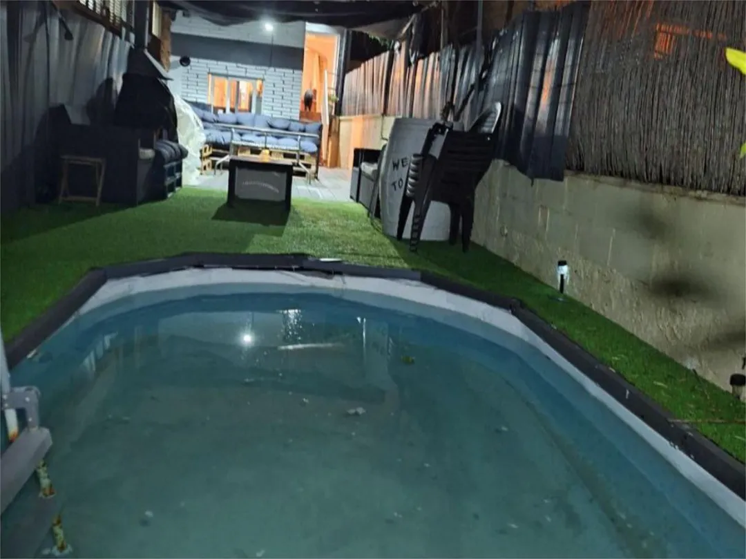 Casa adosada en  Carrer de Còrdova 242 - Foto 2