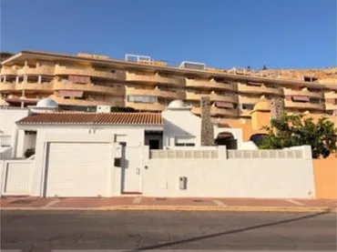 Casa adosada en Almerimar - Foto 1