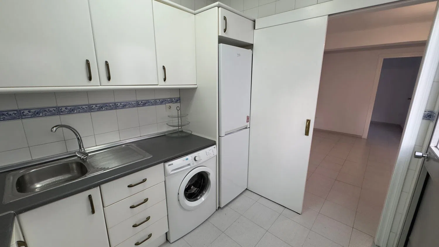 Piso en calle Alhondiga, 5 - Foto 2