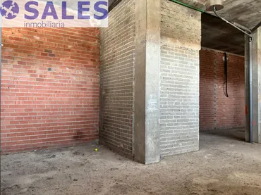 Local comercial en Burjassot - Foto 1